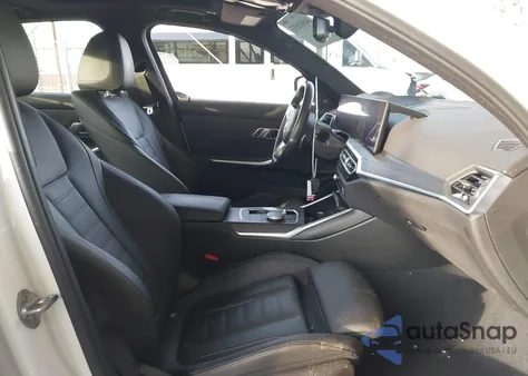 2023 BMW 3 Series M340I xDrive z USA, uszkodzony, nr VIN 3MW49FF01P8C90103